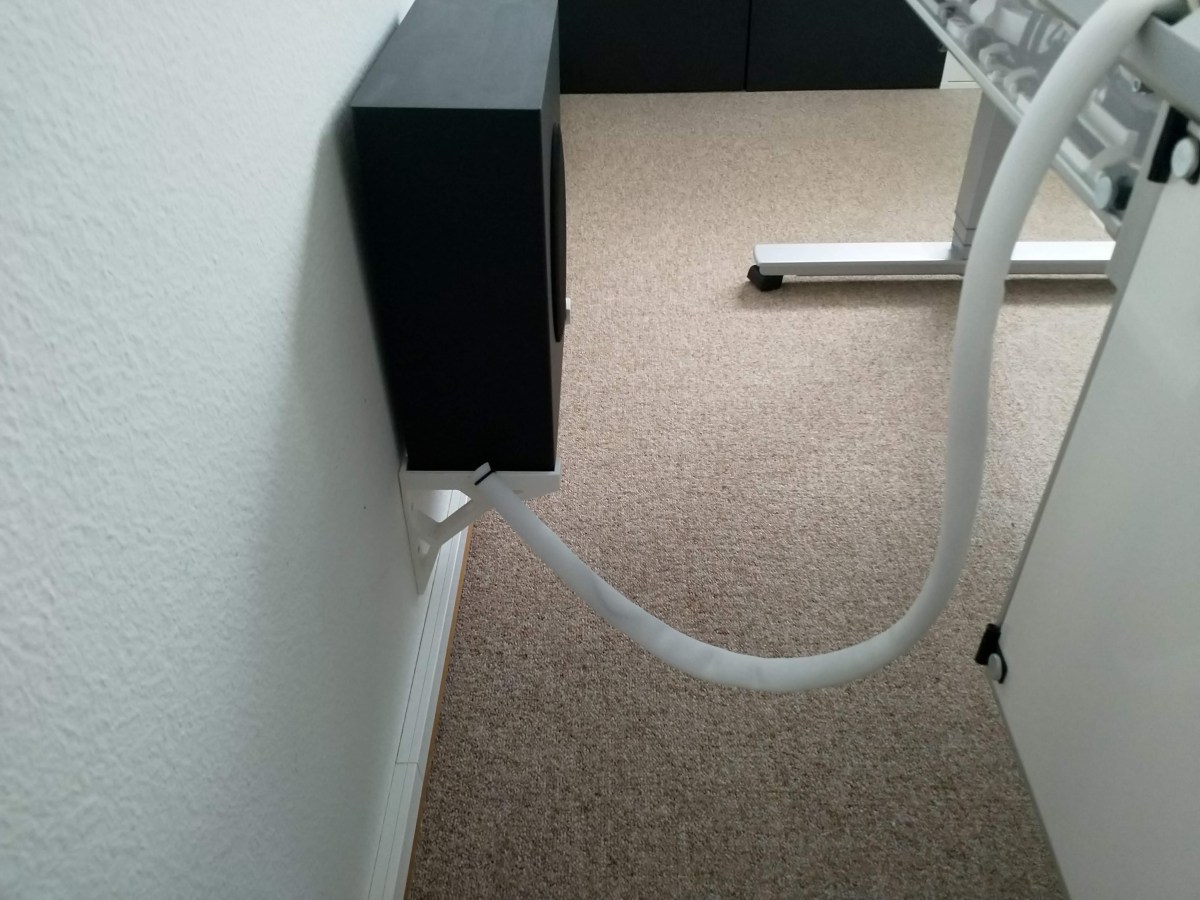 Desk-PC 2.0 Update: External cable management completed